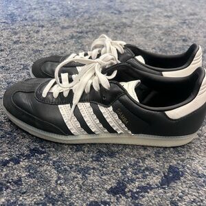 Adidas sambas black & white like new sneakers